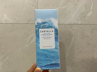 [스킨1004] 마다가스카르 센텔라 히알루-시카 워터핏 선세럼 50ml — 5점을 준 리뷰어가 2024년 5월 올린 사용 사진