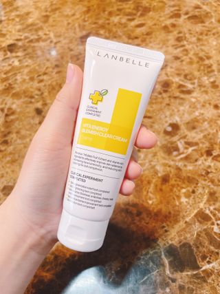 랑벨 비타 에너지 잡티 크림 75ml (피부 속 기미완화크림) — 4점을 준 리뷰어가 2022년 5월 올린 사용 사진