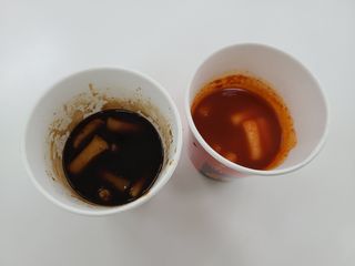 유비쿡 컵떡볶이 매운컵떡볶이2개/ 짜장컵떡볶이 2개  총 4개세트 — 5점을 준 리뷰어가 2021년 3월 올린 사용 사진