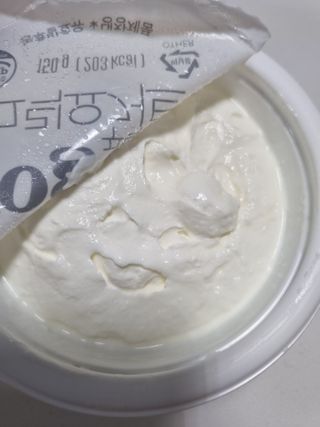 숲골 꾸덕꾸덕 그릭요거트 150g 2개 — 5점을 준 리뷰어가 2021년 11월 올린 사용 사진