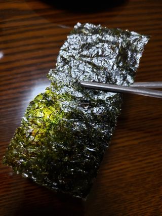 [해림맛김] 들기름에 구운 바삭바삭 김 4종 세트 + 1종 랜덤발송 총5개입 — 5점을 준 리뷰어가 2021년 2월 올린 사용 사진