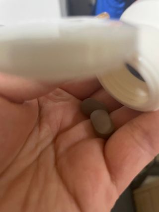 닥터피엔티 [Dr.PNT] 하루 2알로 건강한 다이어트! 한겨울에도 체지방만 쏙~ 슬림핏 다이어트 — 4점을 준 리뷰어가 2023년 2월 올린 사용 사진