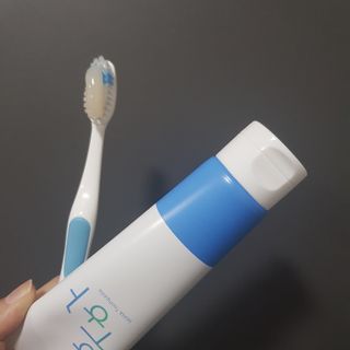 [심폐소생소] 무불소 임산부 천연 치약 — 5점을 준 리뷰어가 2021년 10월 올린 사용 사진