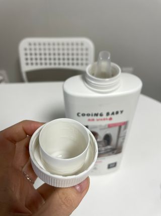 쿠잉베이비 에어워시 세탁세제,섬유유연제 1L — 5점을 준 리뷰어가 2023년 1월 올린 사용 사진