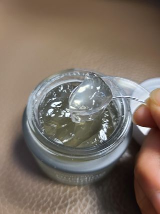 [NEW_버진팜스 푸딩수딩] 투명 푸딩젤이 선사하는 빠른 진정과 깨끗한 피부결 정돈 — 5점을 준 리뷰어가 2021년 10월 올린 사용 사진