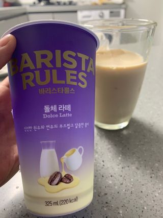 바리스타룰스 돌체 라떼 — 4점을 준 리뷰어가 2023년 4월 올린 사용 사진