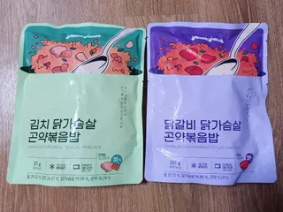 [푸딩팩토리] 요잇조잇 닭갈비 닭가슴살/김치 닭가슴살 곤약볶음밥 2종 (김치볶음밥 2개 닭갈비 볶음밥 1개) — 5점을 준 리뷰어가 2022년 7월 올린 사용 사진