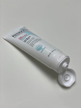 피지오겔 레드수딩 시카밸런스 크림 50ml — 5점을 준 리뷰어가 2022년 4월 올린 사용 사진