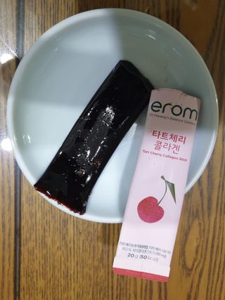 이롬 erom 타트체리 콜라겐 — 4.5점을 준 리뷰어가 2021년 3월 올린 사용 사진