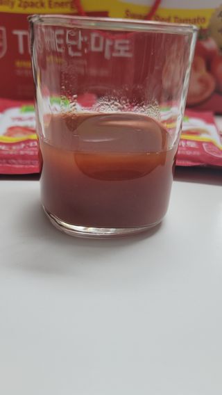 제이제이바이오 더단마토 프리미엄주스 100ml 30팩입 - 무설탕 스테비아 토마토즙 — 5점을 준 리뷰어가 2021년 11월 올린 사용 사진
