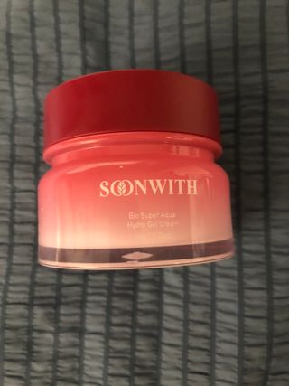 SOONWITH 바이오 수퍼 아쿠아 하이드로 젤 크림 — 4점을 준 리뷰어가 2021년 4월 올린 사용 사진