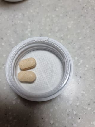 프리마인 평생 써야하는 관절의 건강을 위한 완벽설계 솔루션 관절n마디케어 플러스 120정 — 3.5점을 준 리뷰어가 2021년 10월 올린 사용 사진