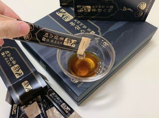 헬스업_천명진프리미엄홍삼스틱_10ml x 30포 — 5점을 준 리뷰어가 2021년 3월 올린 사용 사진