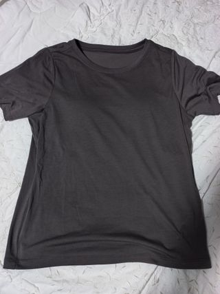 아르보노브라 아르보노 10color 데일리 반팔 노브라티 — 4점을 준 리뷰어가 2022년 5월 올린 사용 사진