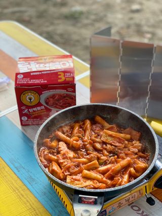 한성기업 무볼레 닭떡볶이+해물떡볶이 2종 세트 — 5점을 준 리뷰어가 2021년 10월 올린 사용 사진