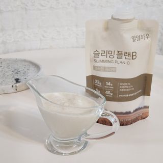 일일하우 슬리밍 플랜B 고소한 귀리맛, 진한 카카오맛 (체중조절식) — 5점을 준 리뷰어가 2023년 6월 올린 사용 사진