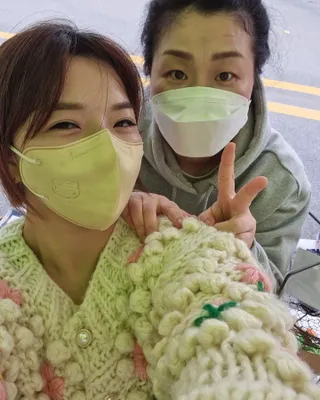 [숨그림]  덴탈마스크 짱구 우리아이 그리고 내가 쓰는 믿을수있는 케릭터 마스크  16종 — 5점을 준 리뷰어가 2021년 10월 올린 사용 사진