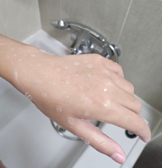 에일리언오더즈 센티드 핸드 앤 바디 워시 290ml (3종 택1) — 5점을 준 리뷰어가 2023년 8월 올린 사용 사진
