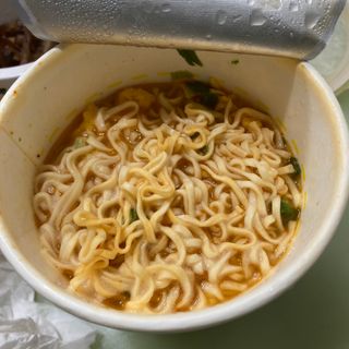 NISSIN 닛신 컵누들  4종 - 씨푸드오리지날, 씨푸드 스파이시, 씨푸드 커리, 씨푸드 XO소스 — 5점을 준 리뷰어가 2023년 1월 올린 사용 사진