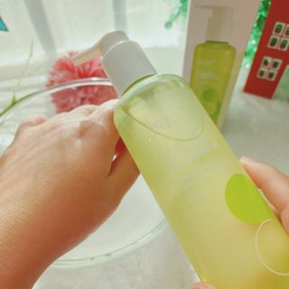 비알티씨 BRTC 안티폴루션 앤 블랙헤드 클렌징오일 300ml — 5점을 준 리뷰어가 2022년 12월 올린 사용 사진