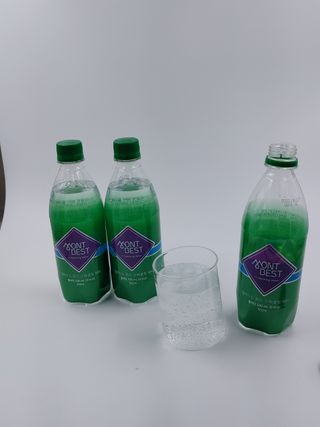 몽베스트 Montbest with Sparkling water Plain 20병 — 5점을 준 리뷰어가 2021년 11월 올린 사용 사진