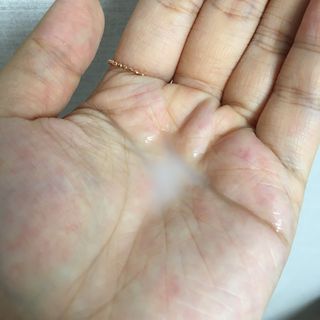 플레라디 에델바이스 오일 밸런싱 토너 — 4점을 준 리뷰어가 2021년 7월 올린 사용 사진