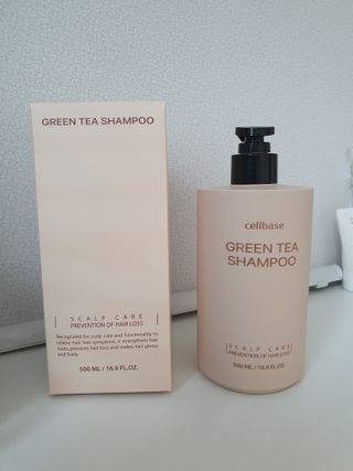 프리마인 더이상 뻣뻣하고 효과없는 탈모샴푸는 NO. 근본부터 케어하는 셀베이스 그린티샴푸(500ml) — 5점을 준 리뷰어가 2023년 4월 올린 사용 사진