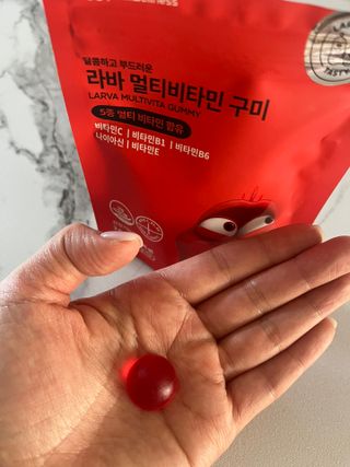 [푸름웰니스] 라바 멀티비타민 구미 36g — 4점을 준 리뷰어가 2022년 4월 올린 사용 사진