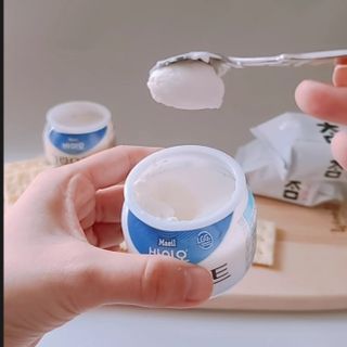 매일바이오 그릭요거트 오리지널 플레인 4개, 로스터리 커피믹스 4개 — 5점을 준 리뷰어가 2021년 12월 올린 사용 사진