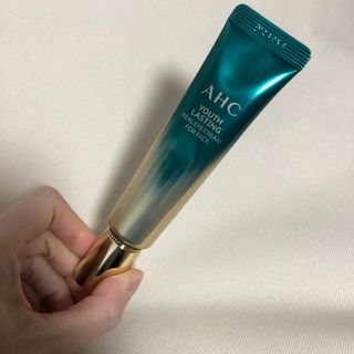[NEW 탄력유턴 아이크림] AHC 유스 래스팅 리얼 아이크림 포 페이스 — 4점을 준 리뷰어가 2021년 2월 올린 사용 사진