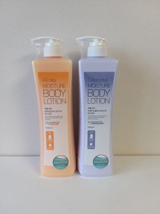 [과일나라] 바세린 모이스처 바디로션 1000ml 2종 — 5점을 준 리뷰어가 2021년 10월 올린 사용 사진