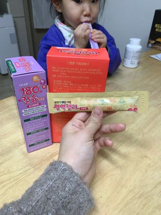 다나음 180도 칼슘젤리+아연면역젤리 — 5점을 준 리뷰어가 2022년 1월 올린 사용 사진
