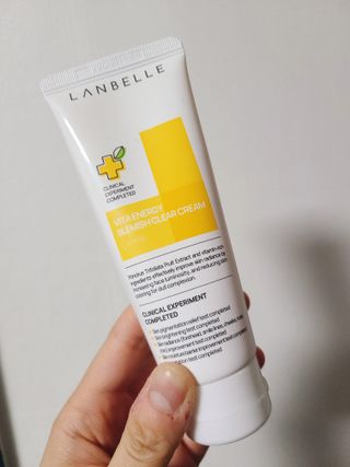랑벨 비타 에너지 잡티 크림 75ml (피부 속 기미완화크림) — 4점을 준 리뷰어가 2022년 5월 올린 사용 사진