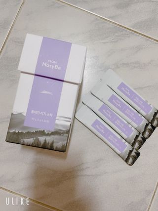 프롬노시베_이너뷰티 올데이 리지 스틱 — 3점을 준 리뷰어가 2021년 7월 올린 사용 사진