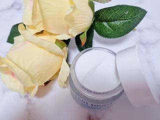 산수시 아쿠아 베네핏 24h 수부지 물광 속건조 수분크림 50ml — 5점을 준 리뷰어가 2021년 7월 올린 사용 사진