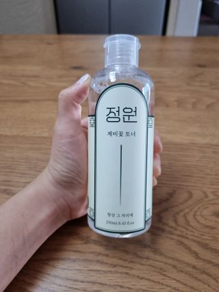 정원 제비꽃 토너 — 4점을 준 리뷰어가 2021년 8월 올린 사용 사진