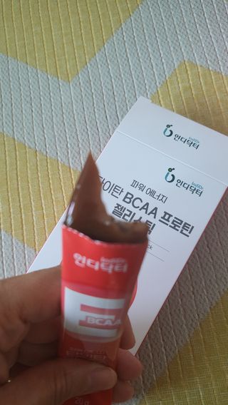 인디닥터 면역 생생 핑크 이뮨 젤리 + 타이탄 BCAA 프로틴 젤리스틱 — 5점을 준 리뷰어가 2022년 6월 올린 사용 사진