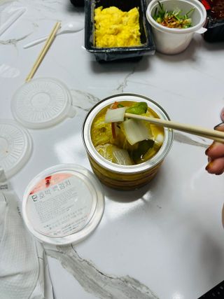 셰프애찬 단호박 백김치 1kg — 4점을 준 리뷰어가 2022년 10월 올린 사용 사진