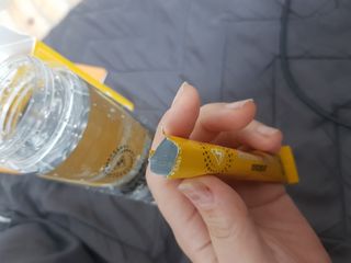주식회사 씨크릿비에프랩 마시는 아미노산 아미토리 열대과일맛 14포 [1포, 5g / 보틀증정] — 5점을 준 리뷰어가 2022년 12월 올린 사용 사진
