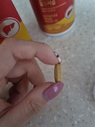 서울약사신협 간건강 실리마린 밀크씨슬 800mg, 60정 — 5점을 준 리뷰어가 2021년 11월 올린 사용 사진