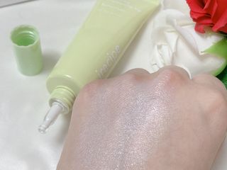 아이레시피 마일드시카 브라이트닝 업 선스크린 SPF50+ PA++++ — 5점을 준 리뷰어가 2023년 6월 올린 사용 사진