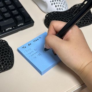 [3M] 포스트잇 점착메모지 강한점착용 노트654 심플리서린 5패드 430매 — 5점을 준 리뷰어가 2024년 9월 올린 사용 사진
