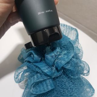 르핸스 퍼포밍 3 바디워시 비반트포렛/베티버포그 — 5점을 준 리뷰어가 2022년 12월 올린 사용 사진