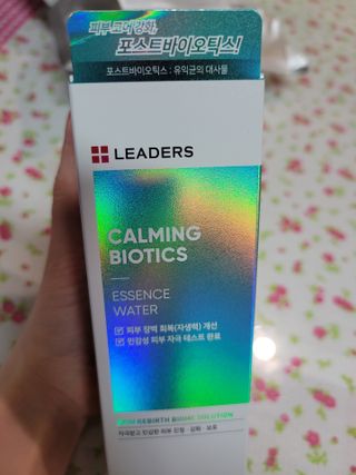 리더스코스메틱 리더스 카밍 바이오틱스 에센스 워터 — 5점을 준 리뷰어가 2021년 4월 올린 사용 사진
