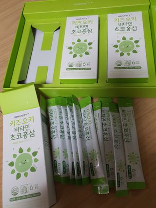 [이뮤니티플러스]우리아이 면역오키, 건강오키 _ 키즈오키 비타민초코홍삼 10포 1box — 5점을 준 리뷰어가 2022년 5월 올린 사용 사진