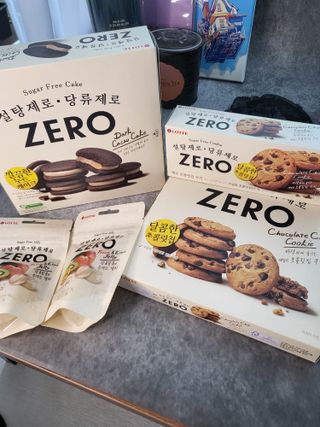 ZERO (초콜릿 칩 쿠키, 카카오 케이크, 후르츠 젤리, 아이스 콜라, 아이스 초코바) — 5점을 준 리뷰어가 2022년 6월 올린 사용 사진
