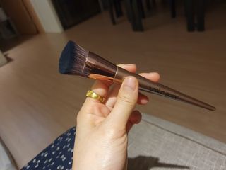 [툴앤썸] 메이크업 브러시로 바르고 호빵 스펀지로 클렌징하는 A-Z 뷰티툴 5종 — 5점을 준 리뷰어가 2021년 2월 올린 사용 사진