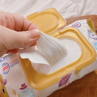 킨도 아기 물티슈 골드 일반형 — 5점을 준 리뷰어가 2021년 4월 올린 사용 사진