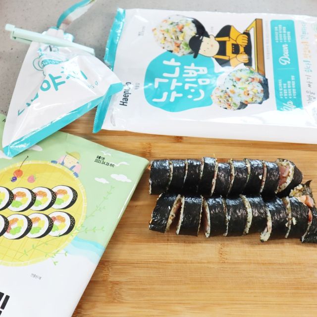 누구나 김밥*1ea [(혼합야채 35g *1ea,  김밥김 (5g, 5ea),  양념간장 (6g, 5ea), 참기름(5g, 2ea)] 리뷰 사진