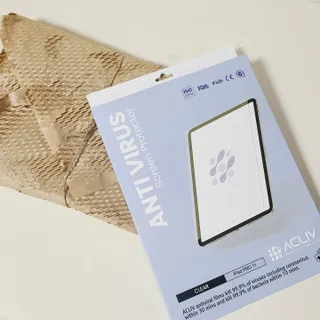 아클리브 Premium 항균 항바이러스 액정 보호필름(iPad) — 5점을 준 리뷰어가 2022년 2월 올린 사용 사진